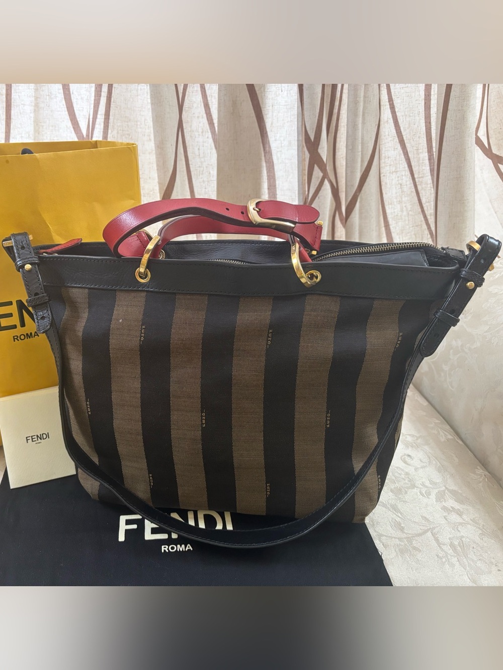 🆕 Fendi Pecan tobacco 2-way Tote👜